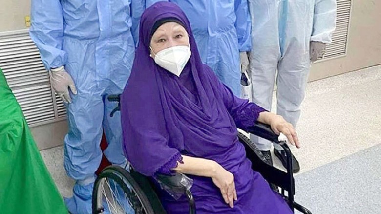 খালেদা জিয়াকে সার্বক্ষণিক চিকিৎসা দিচ্ছে লন্ডন ক্লিনিকের মেড খালেদা জিয়াকে সার্বক্ষণিক চিকিৎসা দিচ্ছে লন্ডন ক্লিনিকের মেড